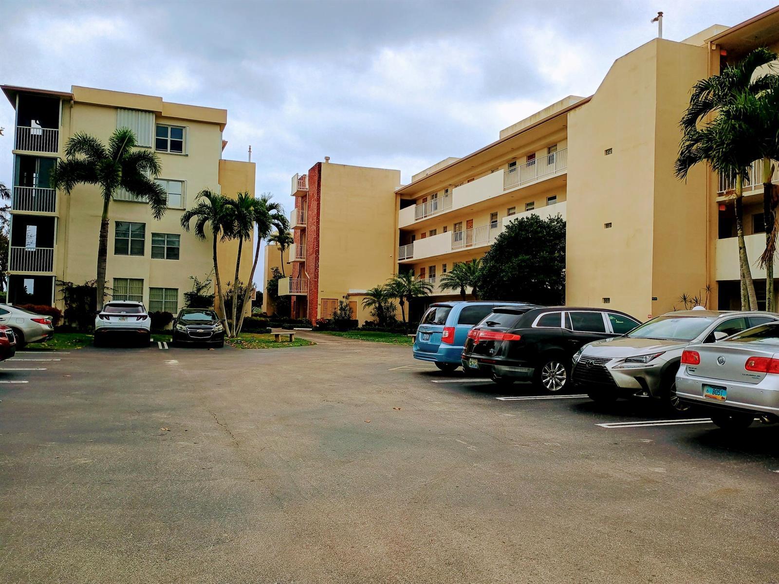 1810 New Palm Way # 215, Boynton Beach FL 33435 photo 2