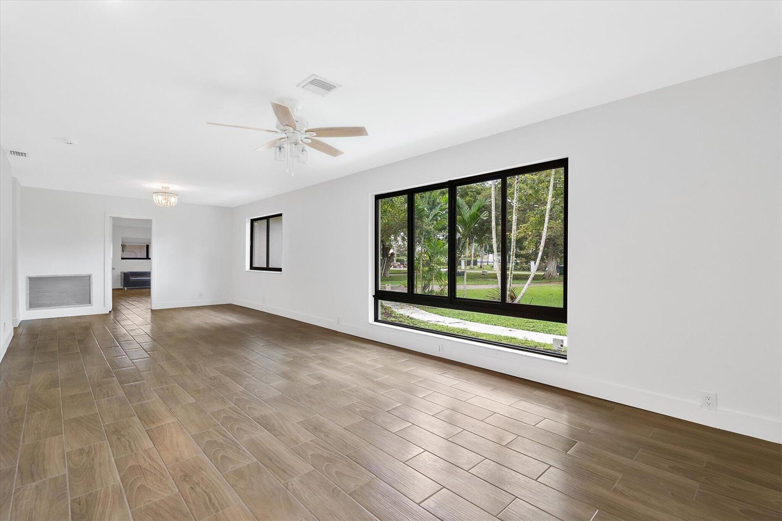 10751 SW 25th Street, Davie FL 33324 photo 3