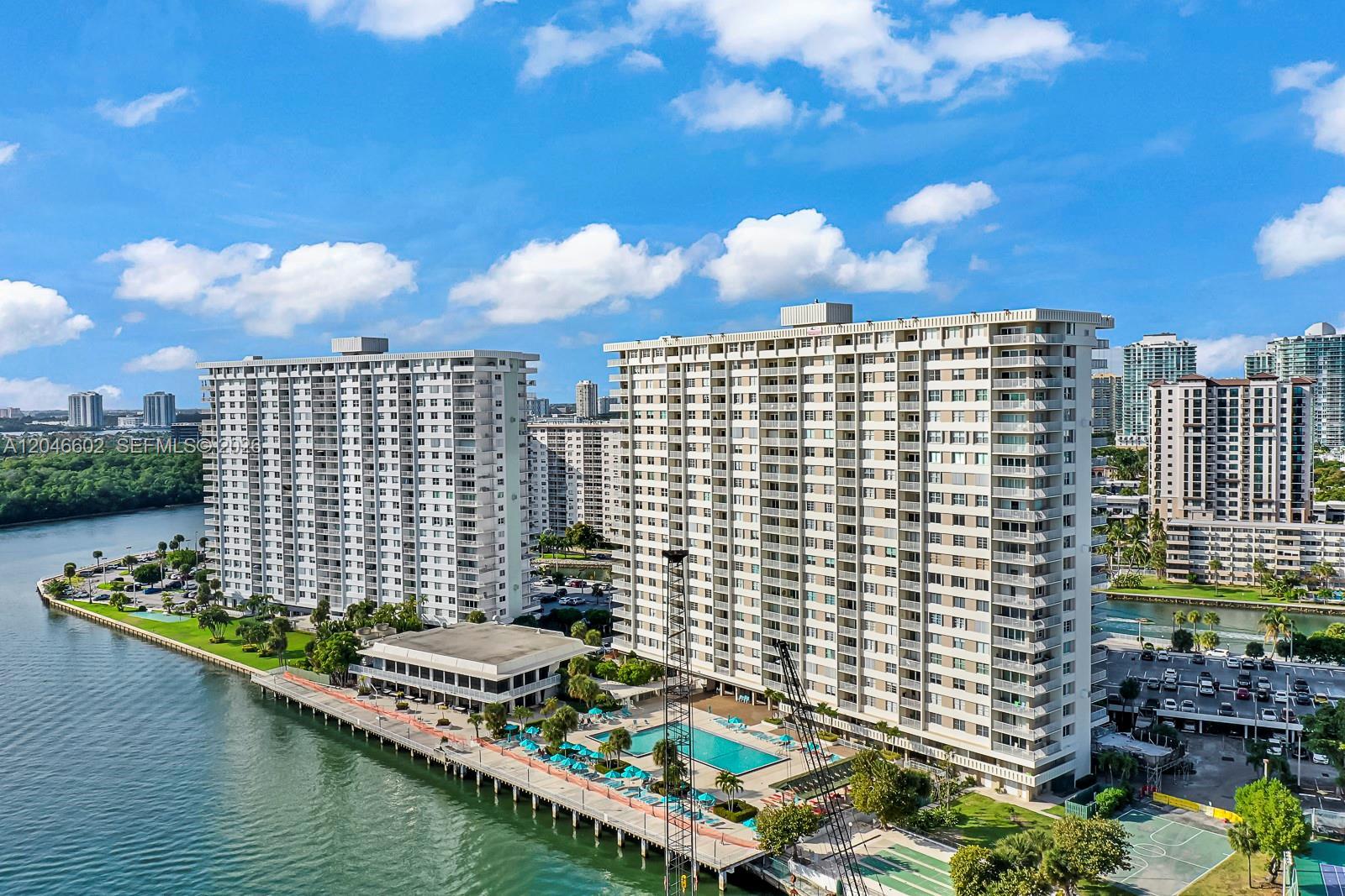 300 Bayview Dr # 1709, Sunny Isles Beach FL 33160 photo 5