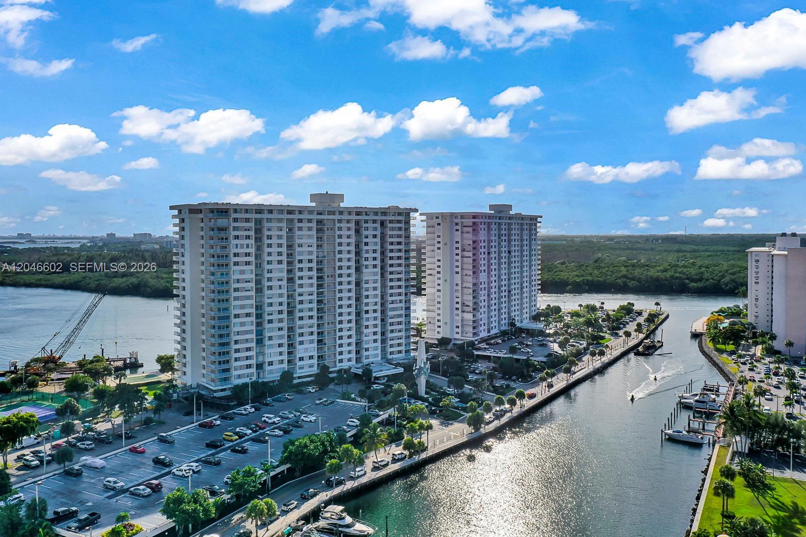 300 Bayview Dr # 1709, Sunny Isles Beach FL 33160 photo 4