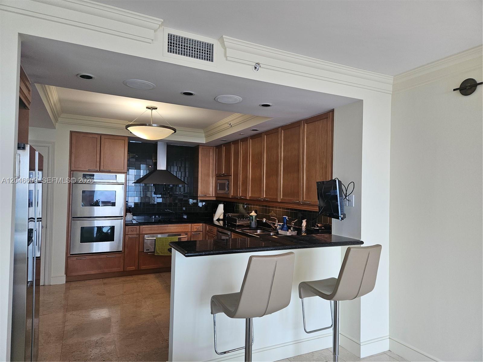 20201 E Country Club Dr # 2409, Aventura FL 33180 photo 4