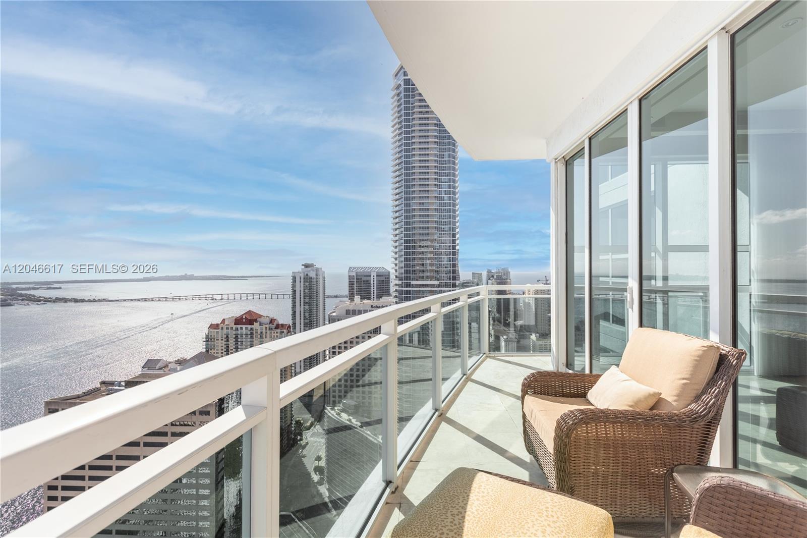 950 Brickell Bay Dr # 5011, Miami FL 33131 photo 5