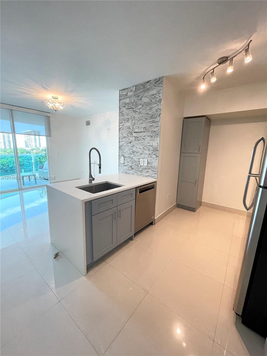 1723 SW 2nd Ave # 801, Miami FL 33129 photo 3