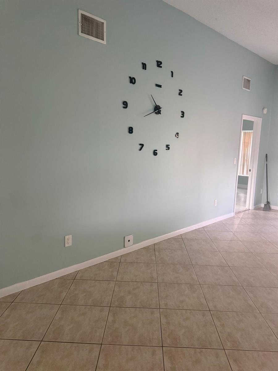 1463 Summit Run Circle, West Palm Beach FL 33415 photo 4
