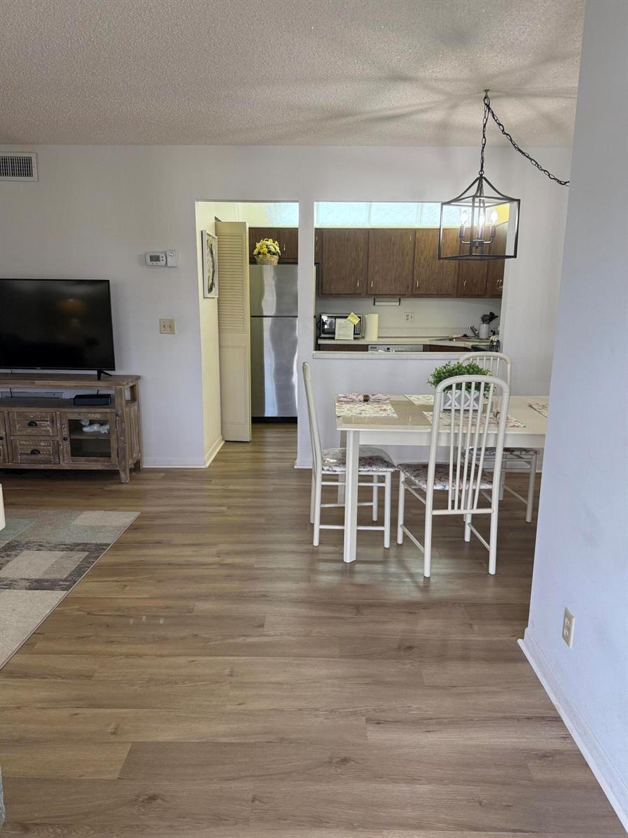 133 Lake Pine Circle # 2, FL 33463 photo 4