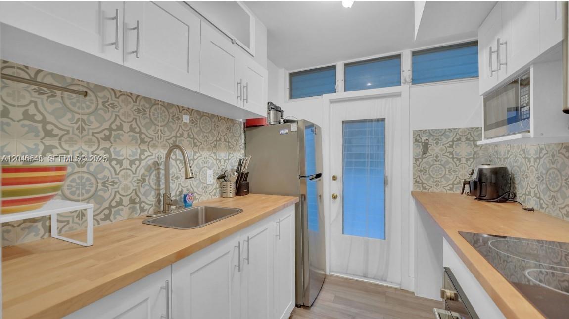 1400 Pennsylvania Ave # 15, Miami Beach FL 33139 photo 2