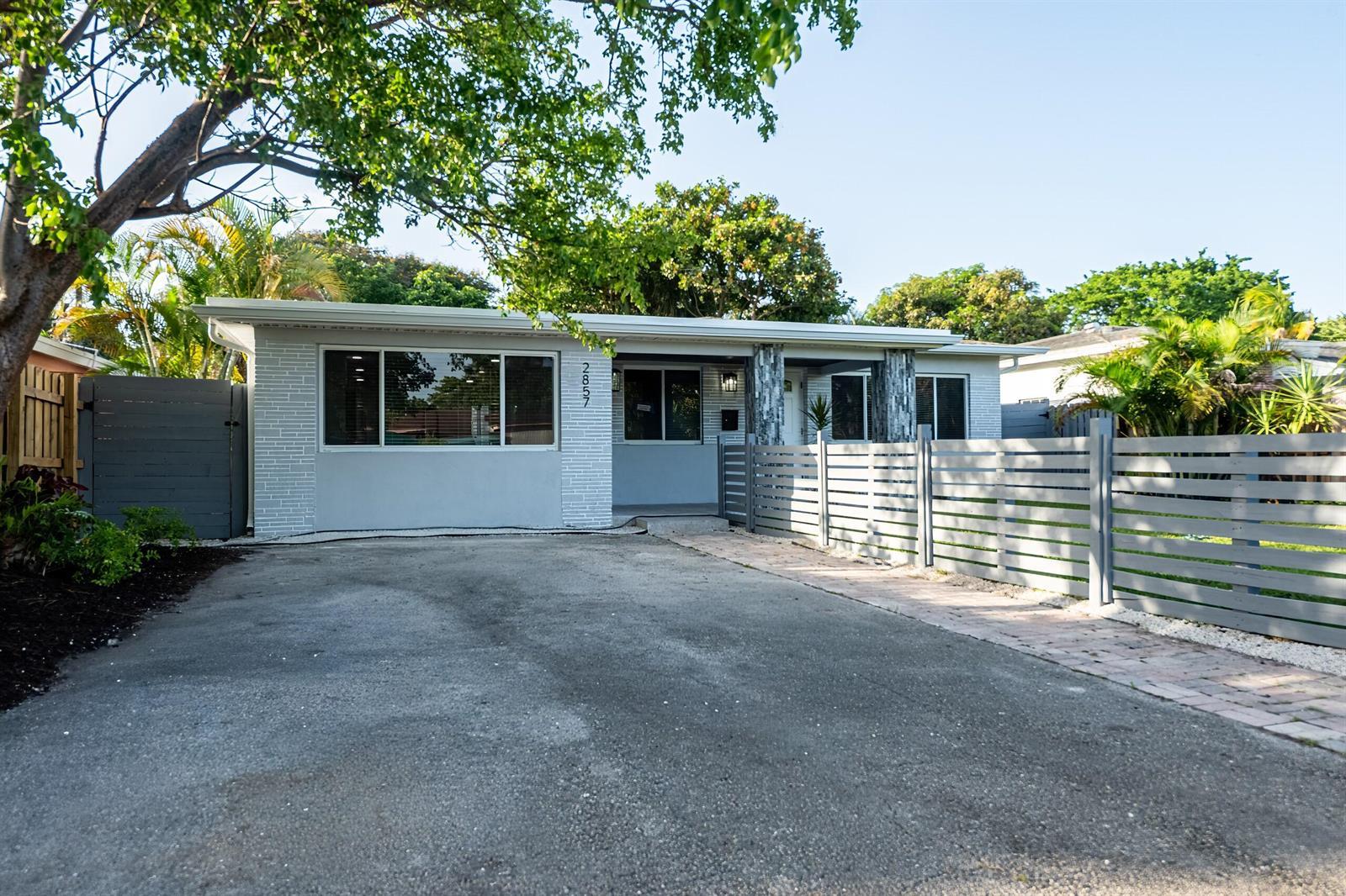 2857 Adams Street, Hollywood FL 33020