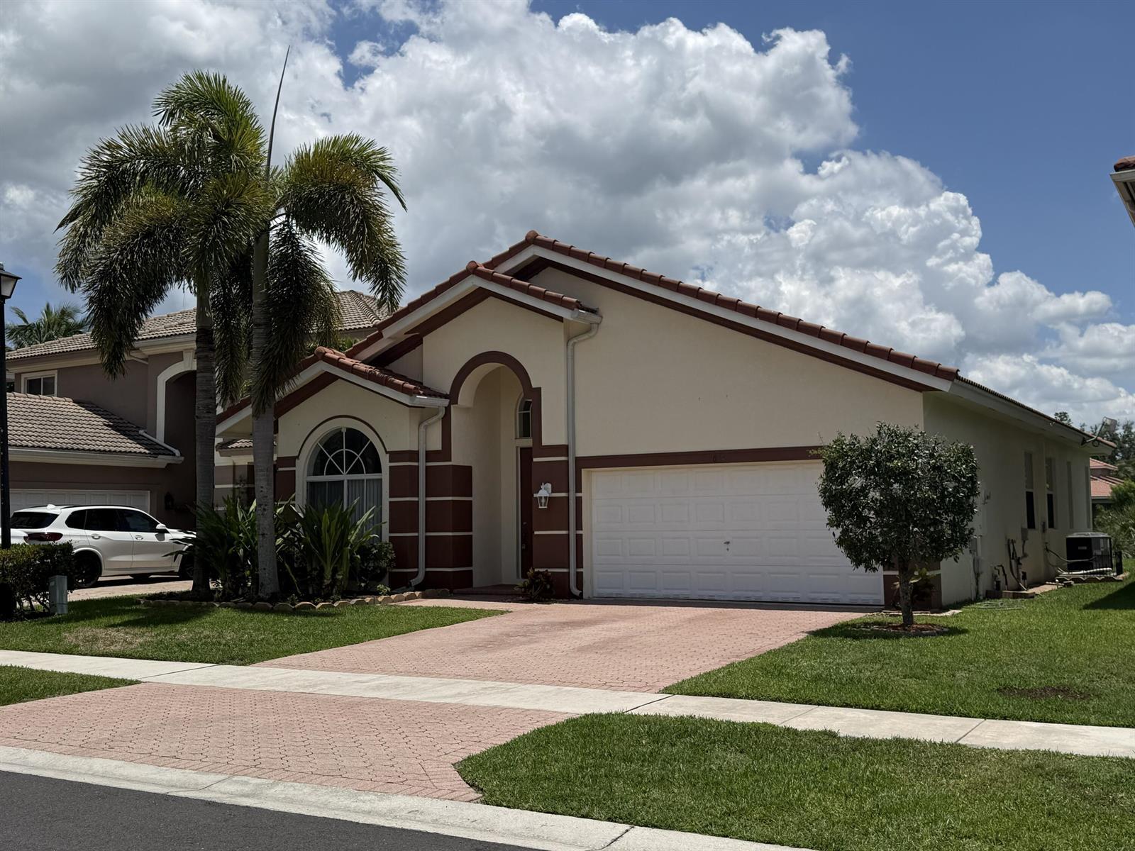 9084 Silver Glen Way, Lake Worth FL 33467 photo 2