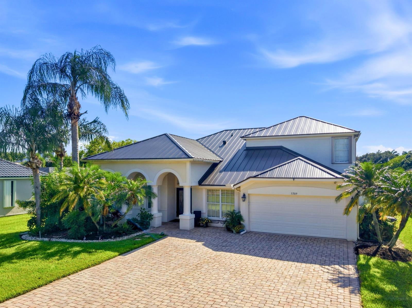 7209 Serrano Terrace, Delray Beach FL 33446 photo 2