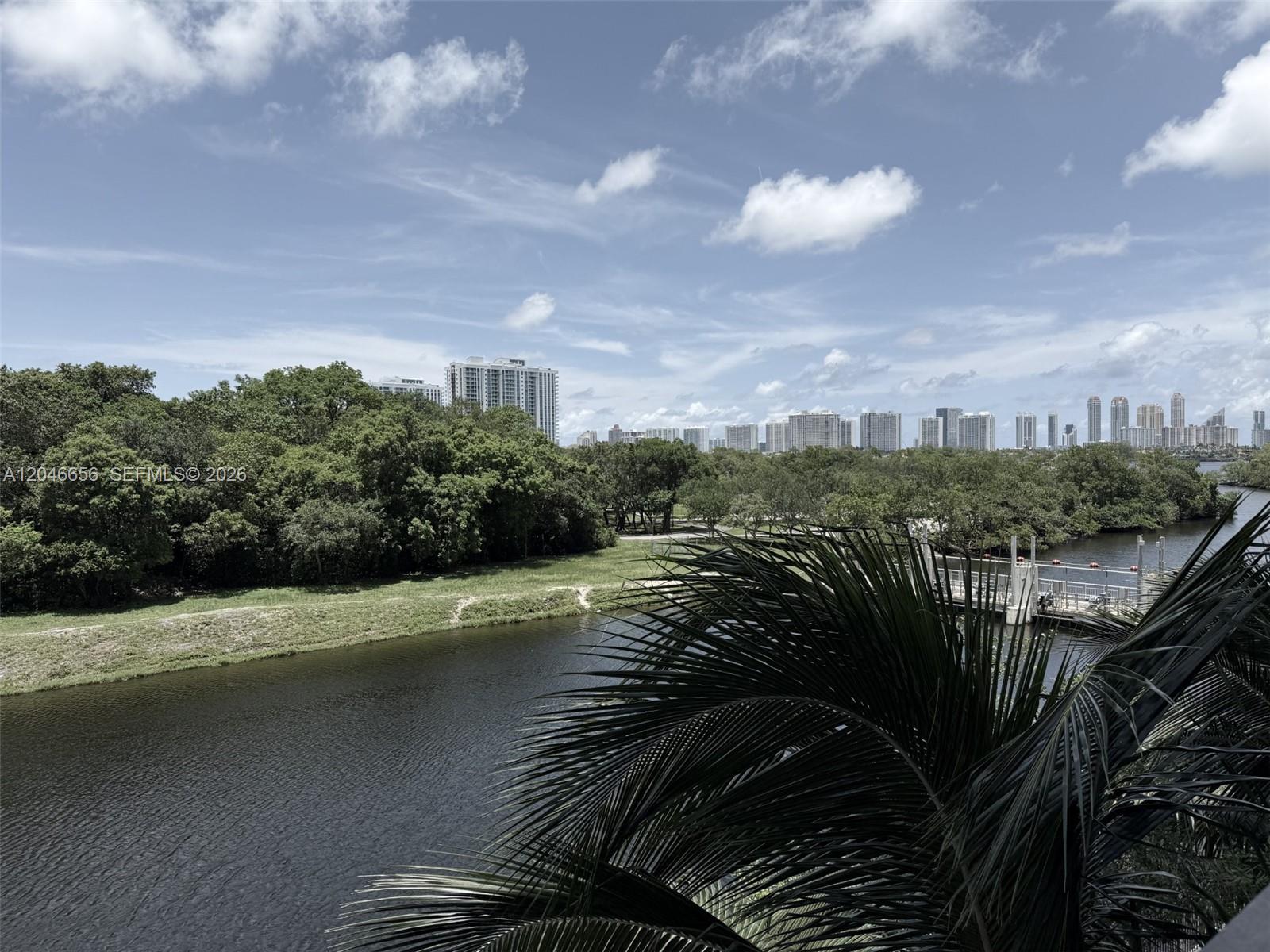 16395 Biscayne Blvd # 818, North Miami Beach FL 33160 photo 5