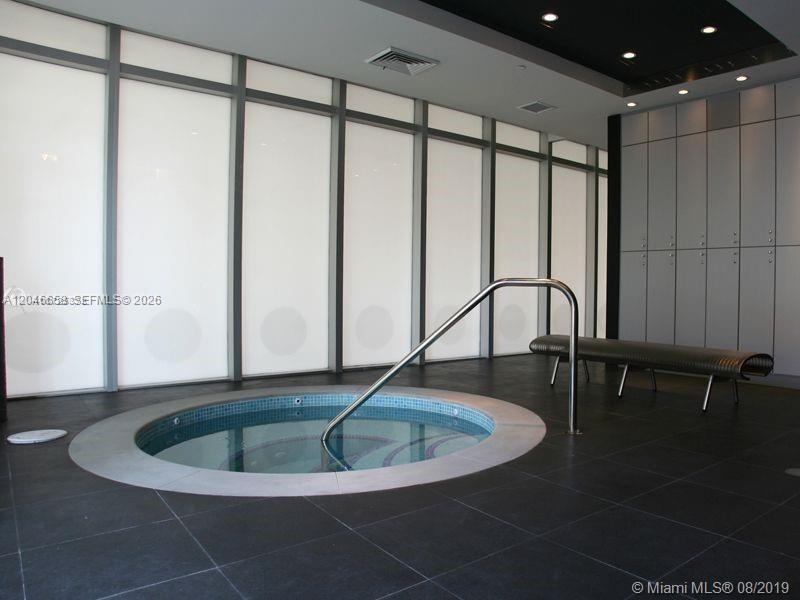 500 Brickell Ave # 2006, Miami FL 33131 photo 4