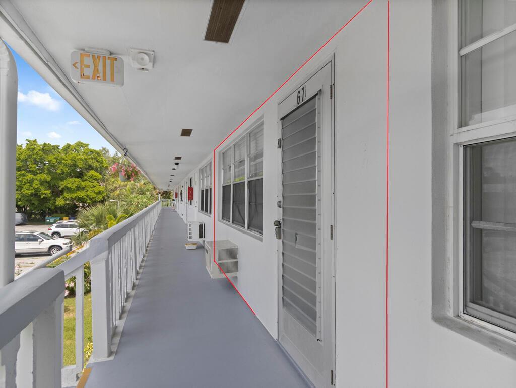 67 Sussex C # 67, West Palm Beach FL 33417 photo 3