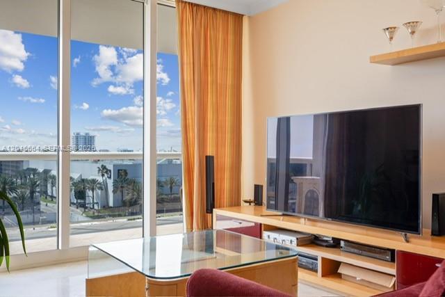 Surfside, FL 33154