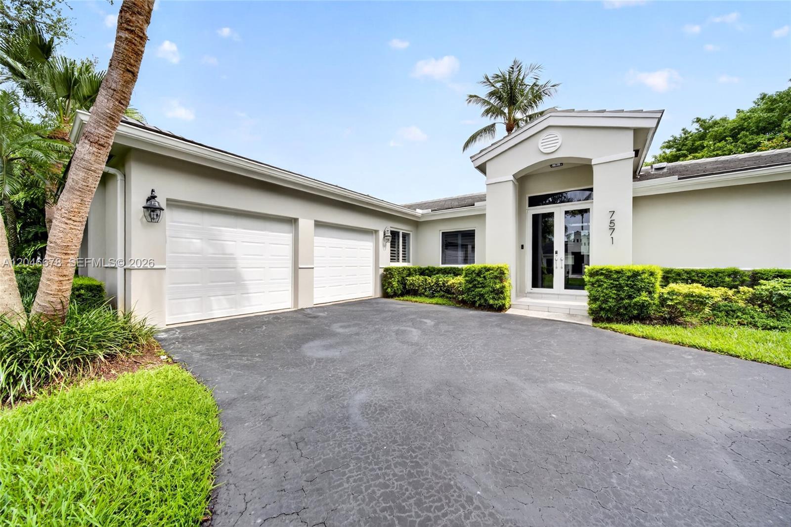 7571 SW 148th Ter, Palmetto Bay FL 33158 photo 4