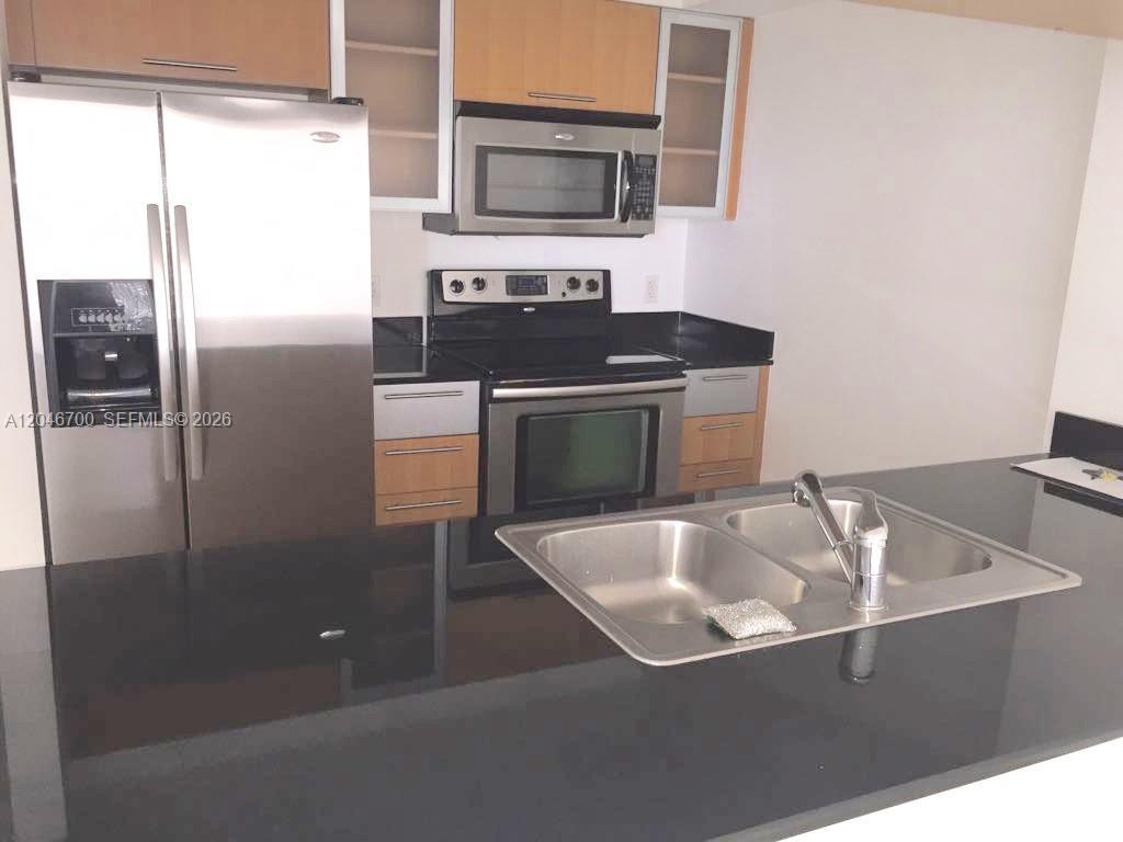1750 N Bayshore Dr # 5105, Miami FL 33132 photo 2