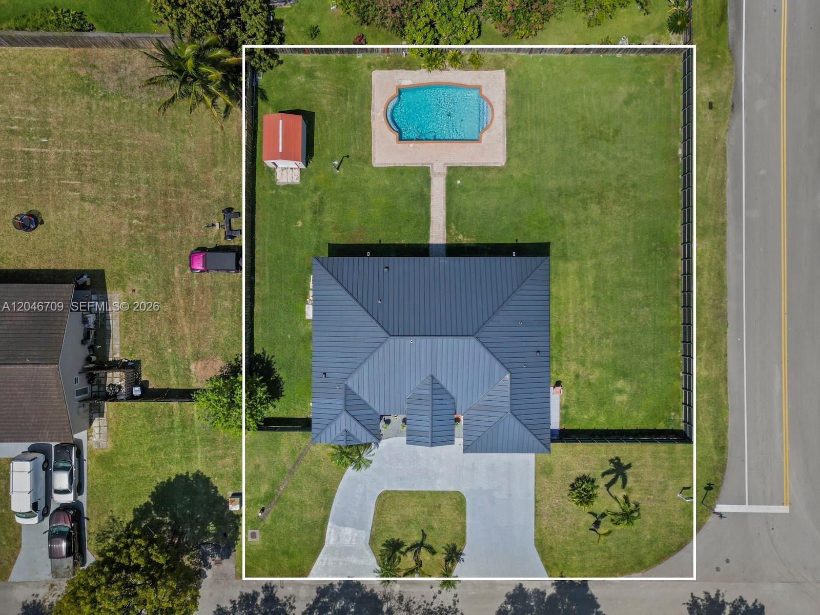 13205 SW 218th Ter, Miami FL 33170 photo 5