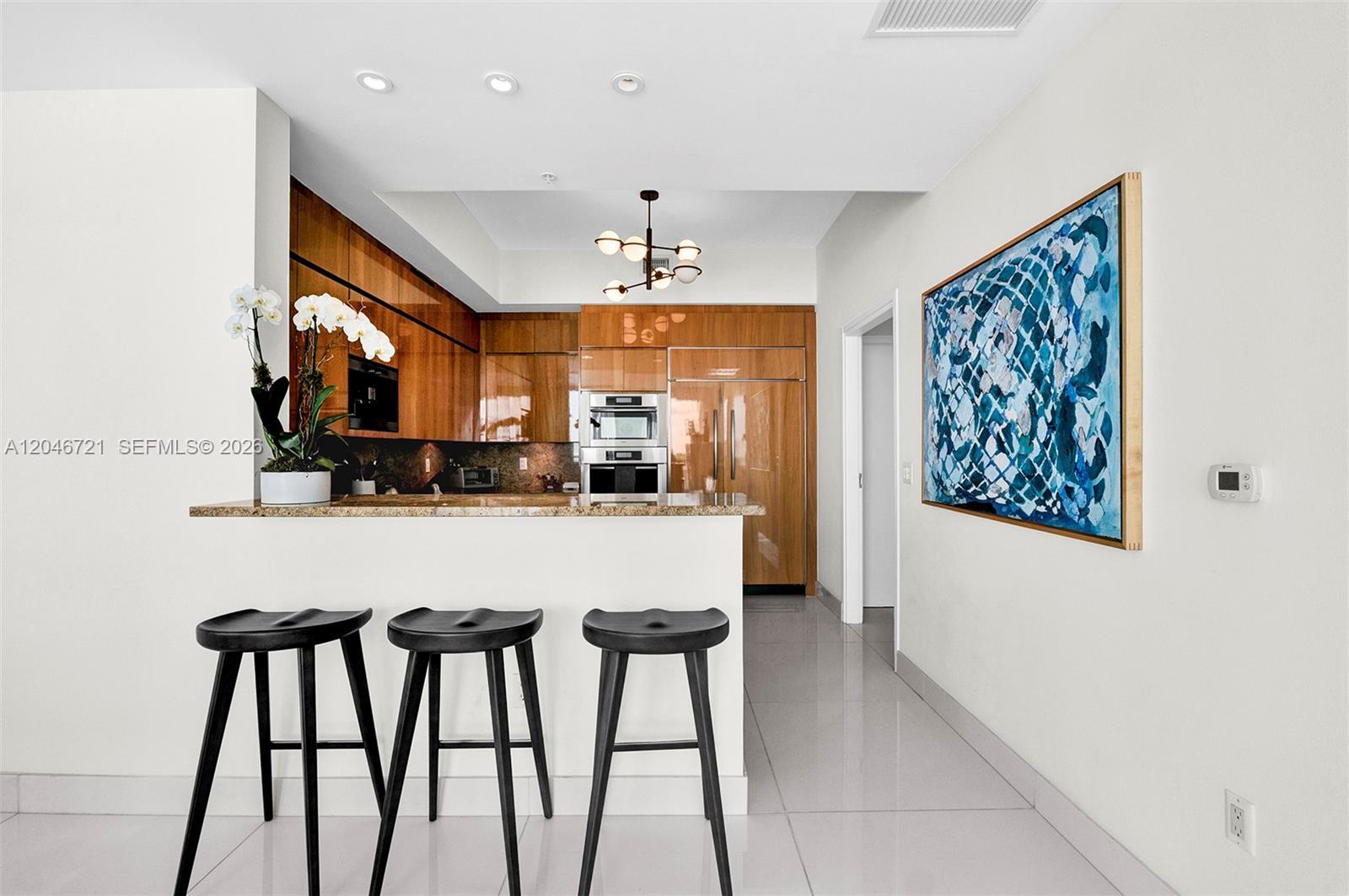 50 S Pointe Dr # 2702, Miami Beach FL 33139 photo 4