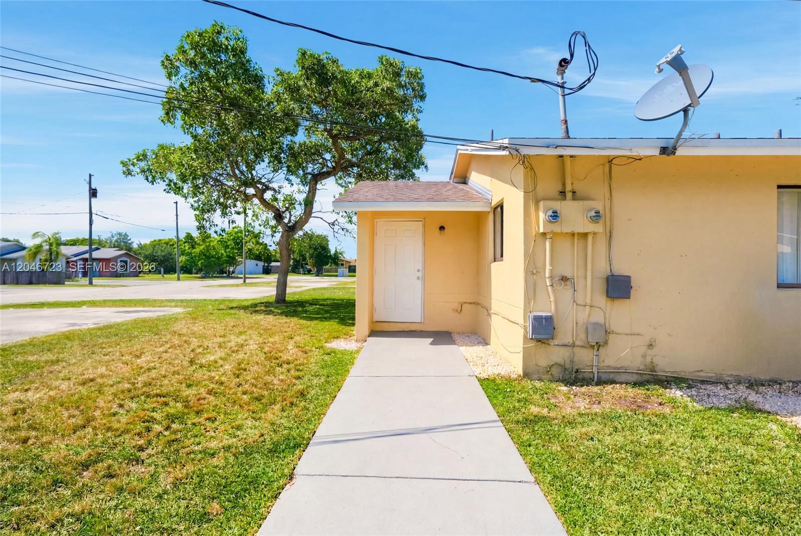 20117 SW 88th Ct, Cutler Bay FL 33189 photo 3