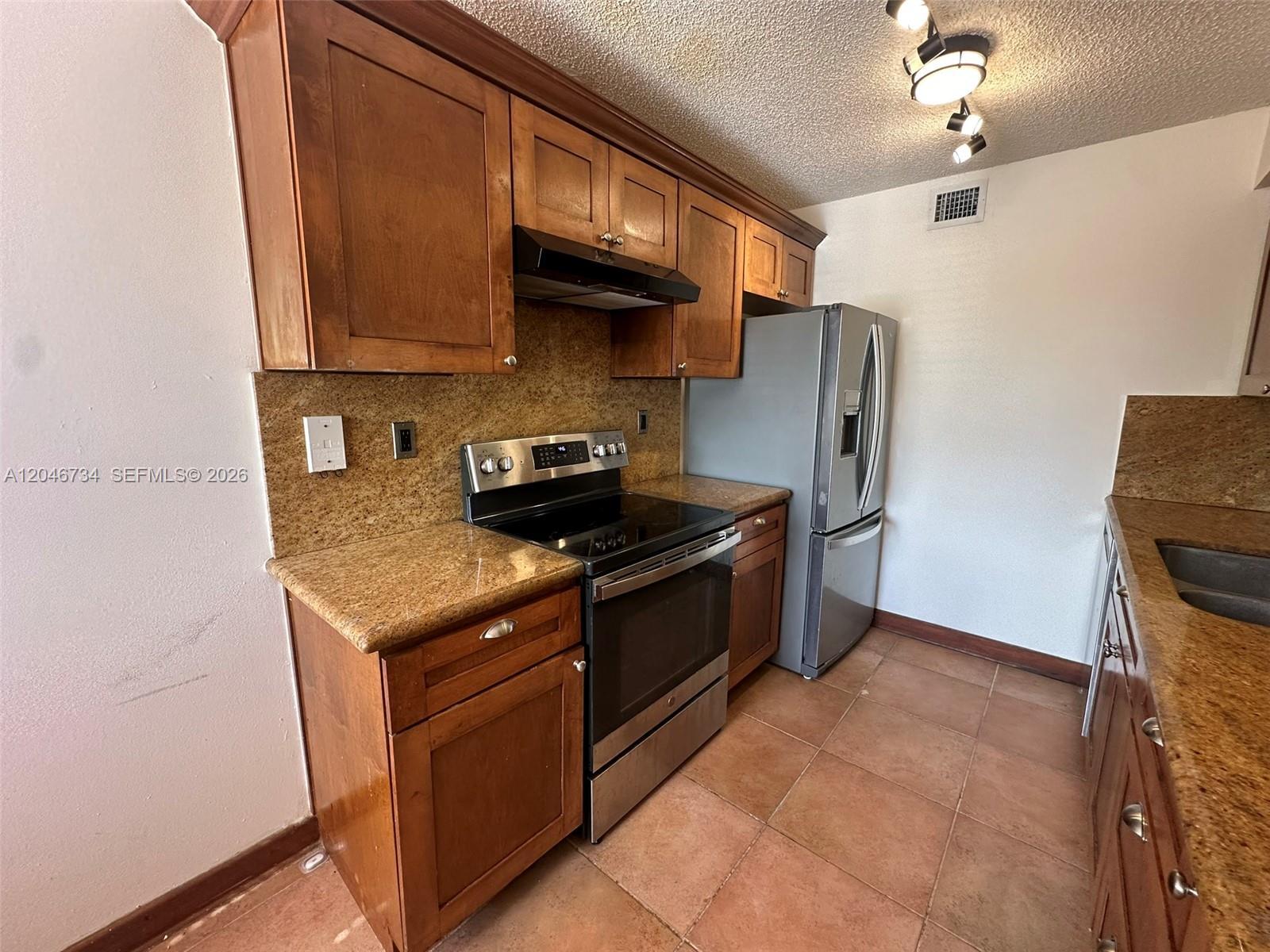 4990 NW 97th Pl # 314, Doral FL 33178