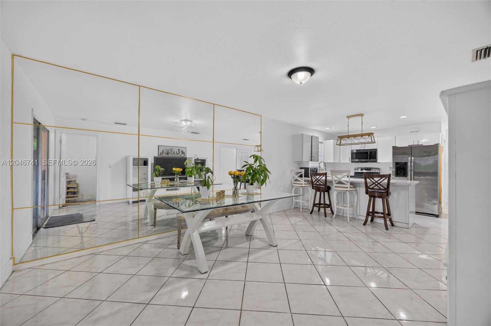 738 SW 7th Ter, Florida City FL 33034 photo 4