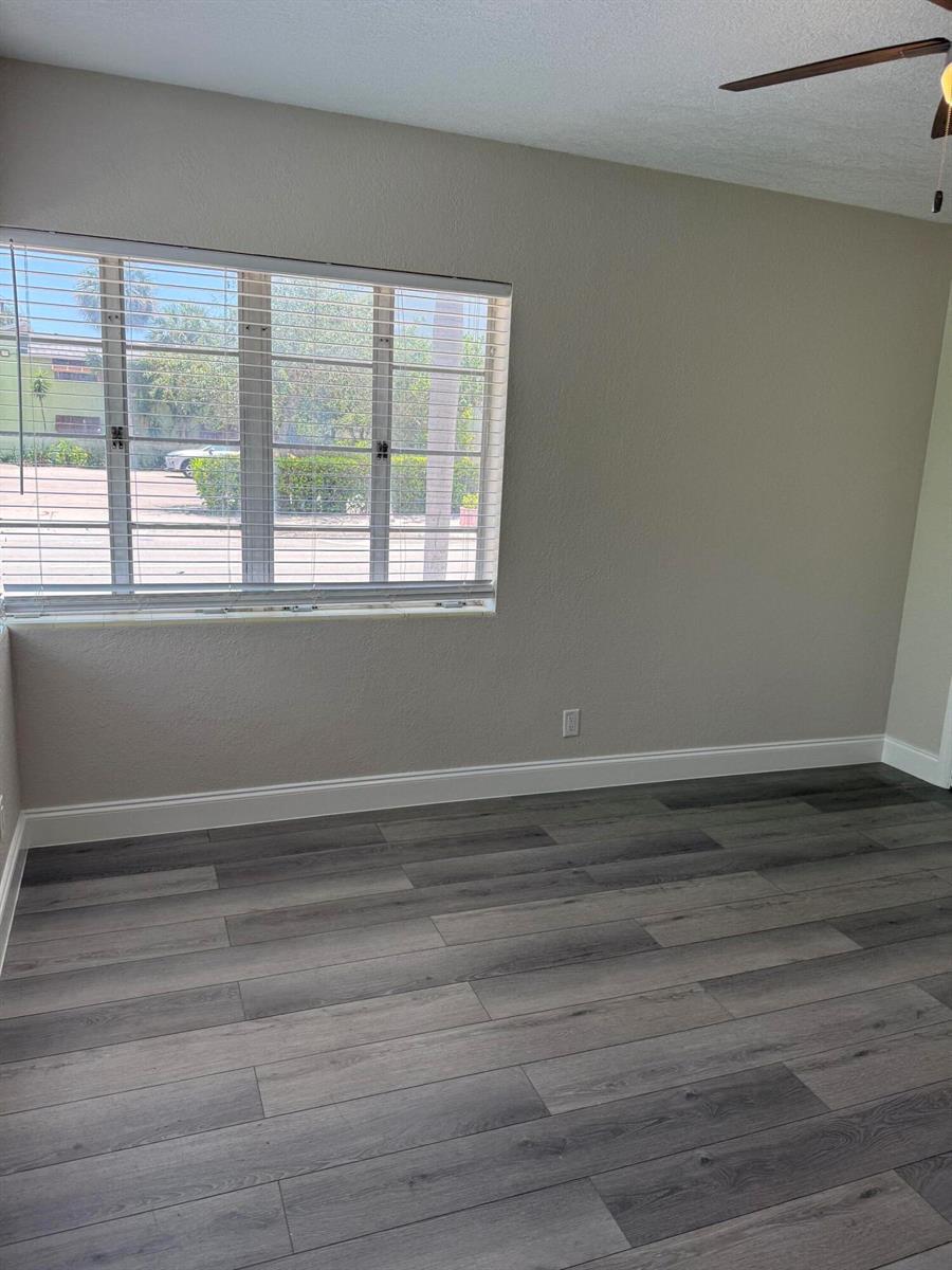 112 Lake Avenue # 1, FL 33460 photo 4
