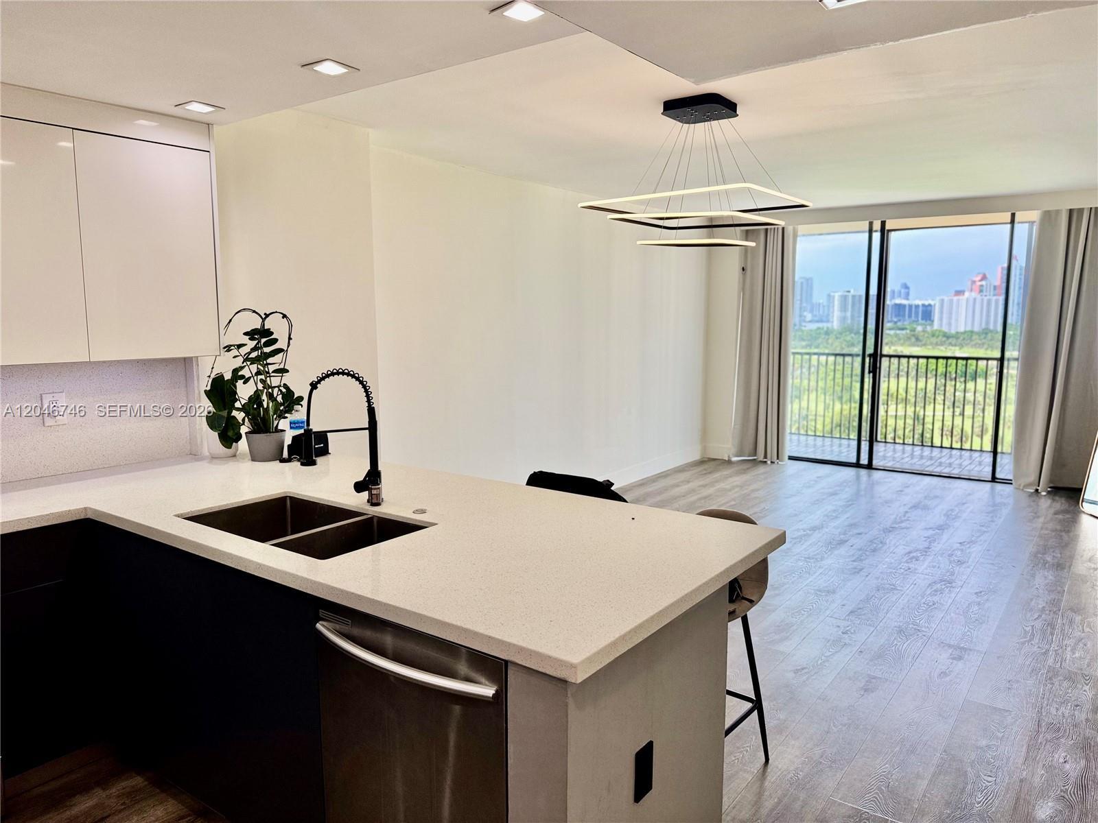 20379 W Country Club Dr # 1537, Aventura FL 33180 photo 4