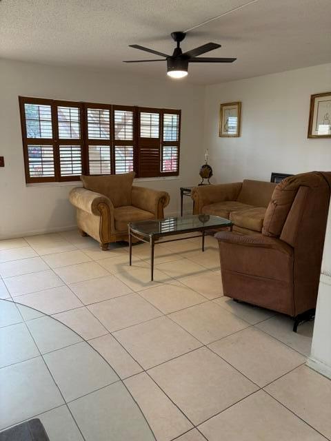 381 Mansfield J, Boca Raton FL 33434 photo 4