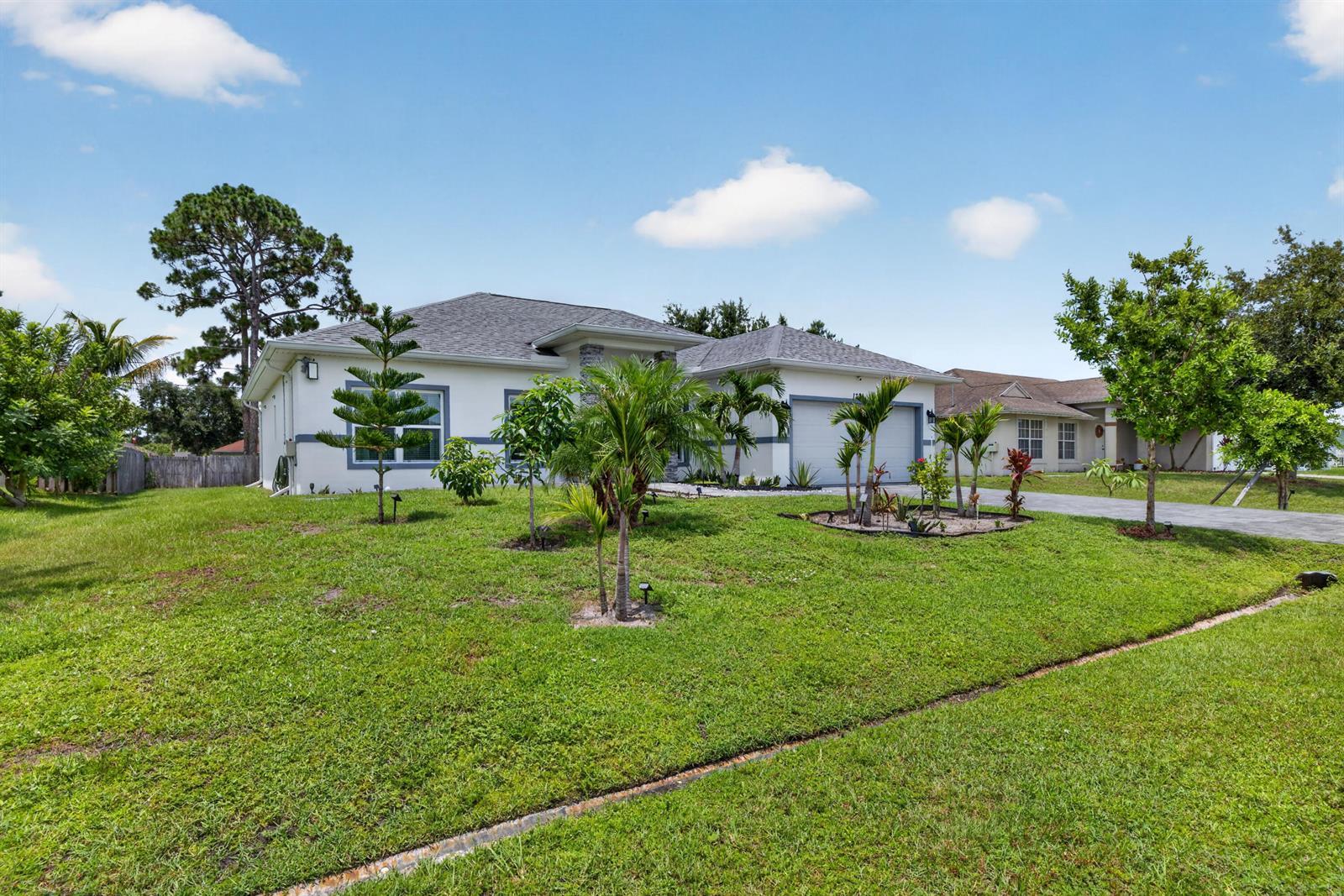 1301 SW Melrose Avenue, Port St. Lucie FL 34953 photo 2