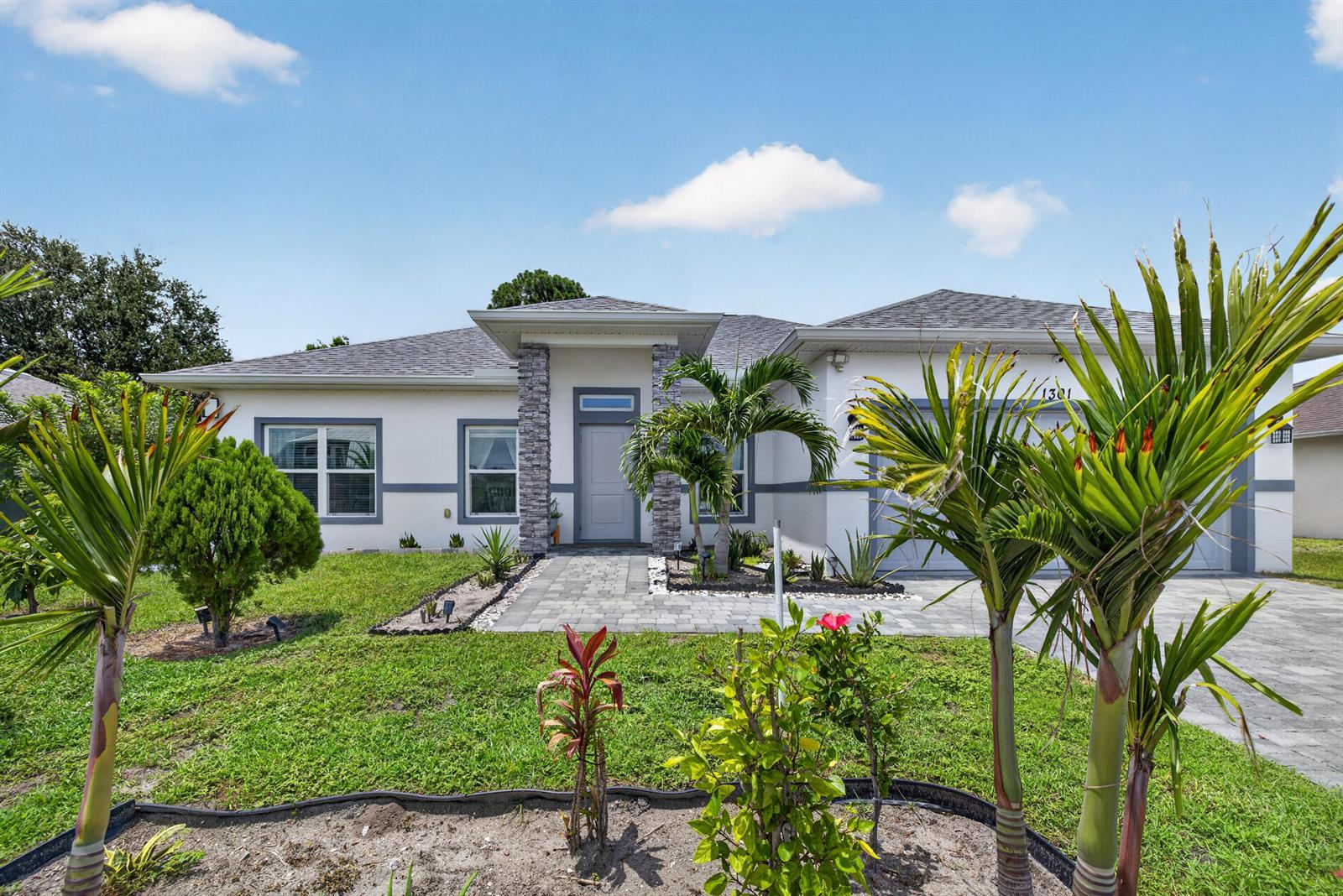 1301 SW Melrose Avenue, Port St. Lucie FL 34953 photo 4
