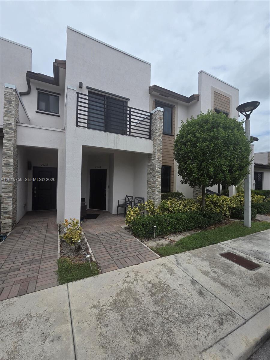 21124 NE 8th Ave # 211, Miami FL 33179