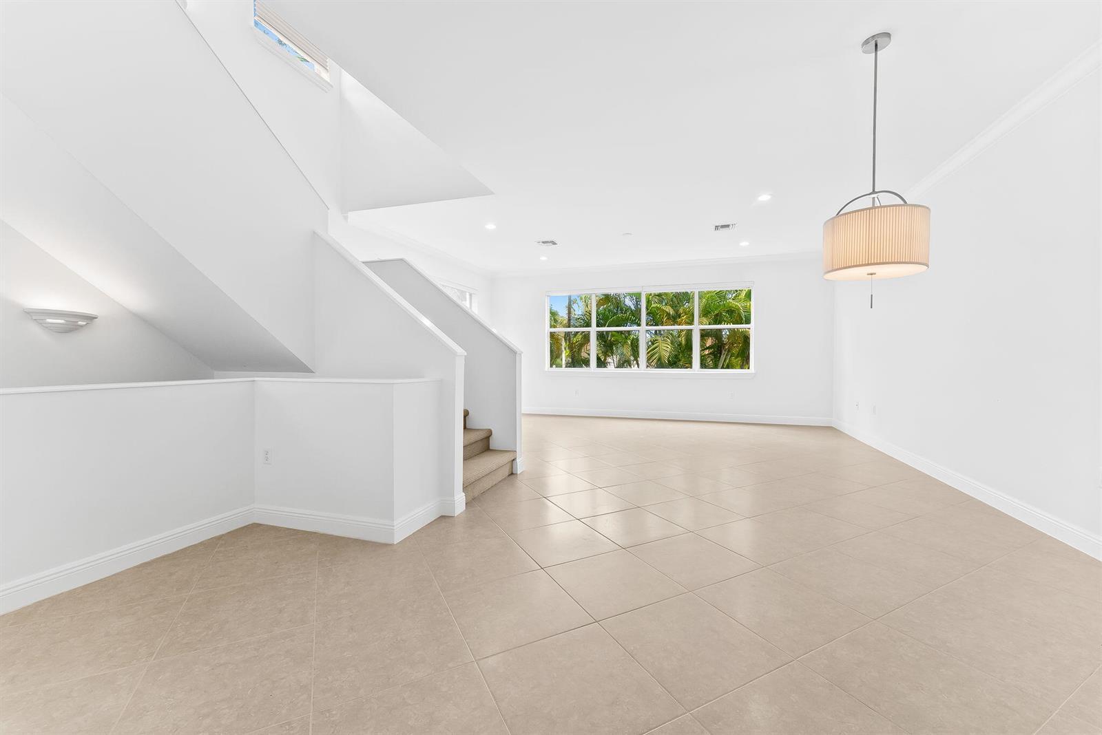 725 SW 4th Avenue, Fort Lauderdale FL 33315 photo 5