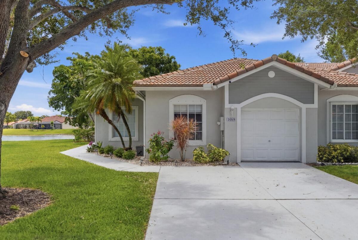 1080 SW 42nd Avenue, Deerfield Beach FL 33442