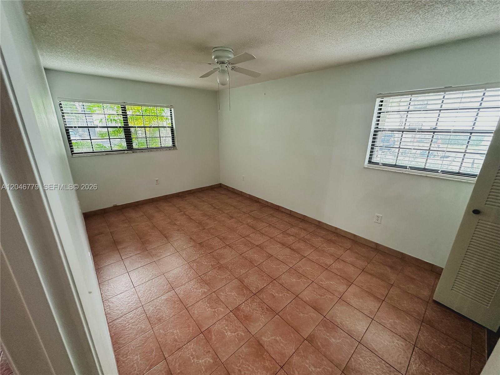 927 NE 199th St # 101, Miami FL 33179 photo 5