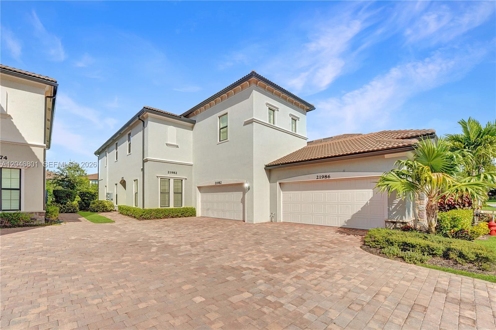 21982 Canadensis Cir # 101, Boca Raton FL 33428
