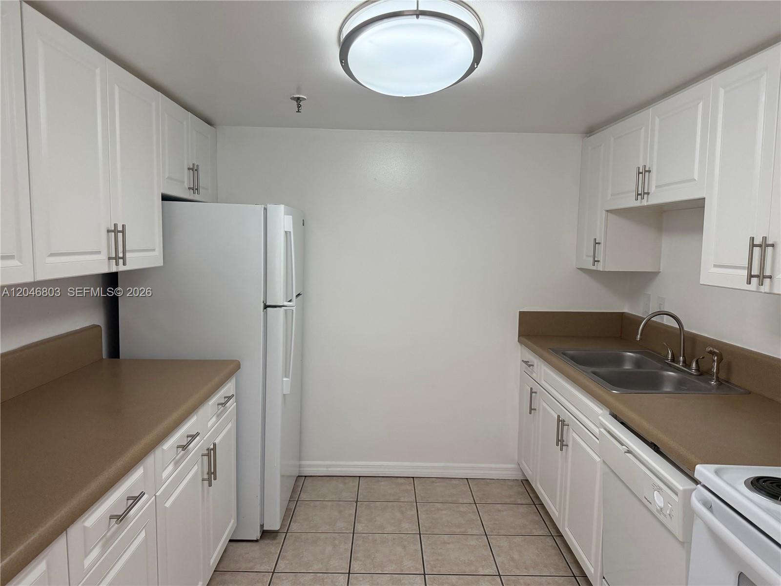 915 NW 1st Ave # H2208, Miami FL 33136 photo 5