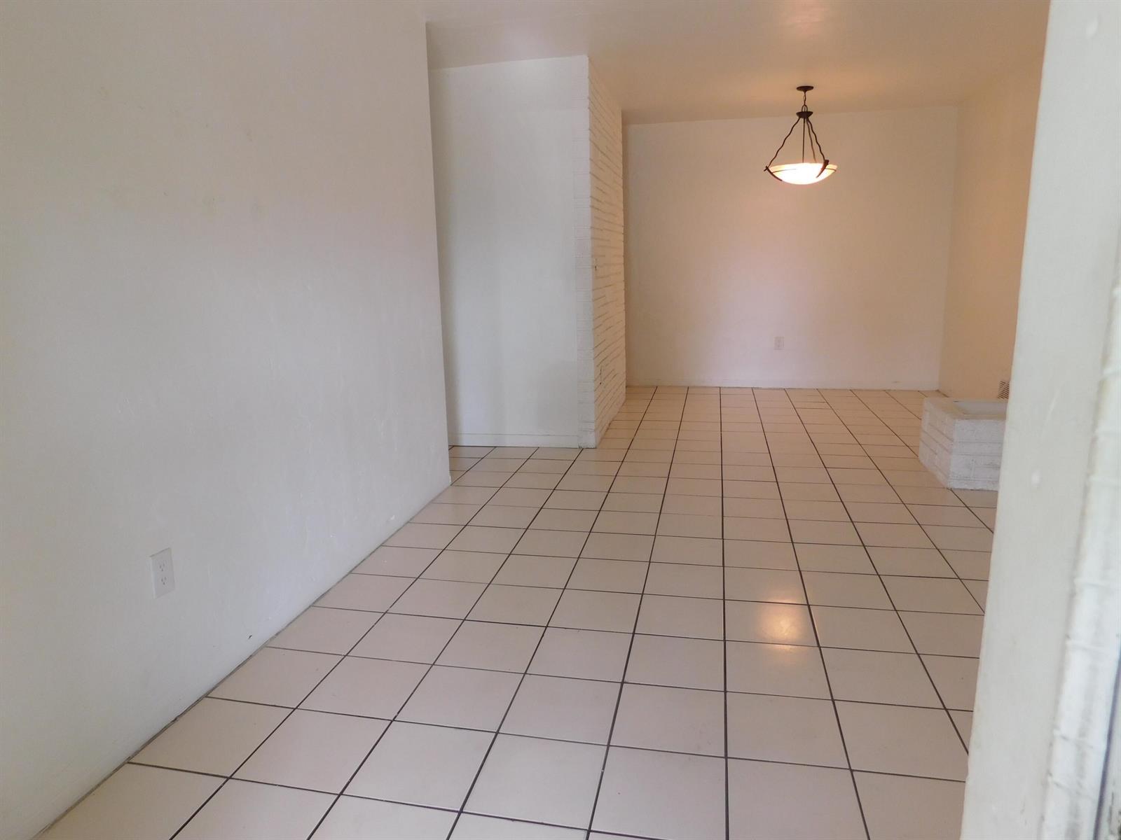 435 NW 30th Avenue, Fort Lauderdale FL 33311 photo 4