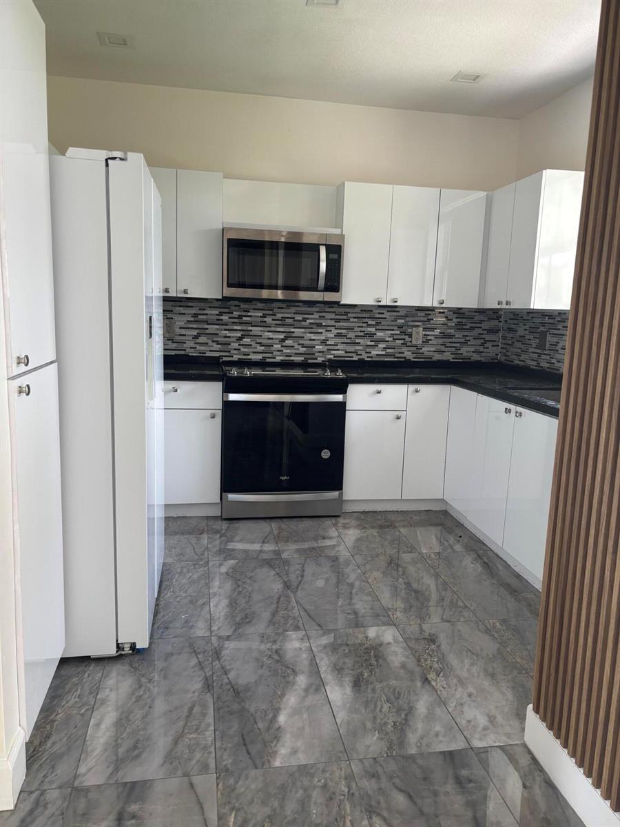 254 Riverwalk Circle # 254, Sunrise FL 33326 photo 5