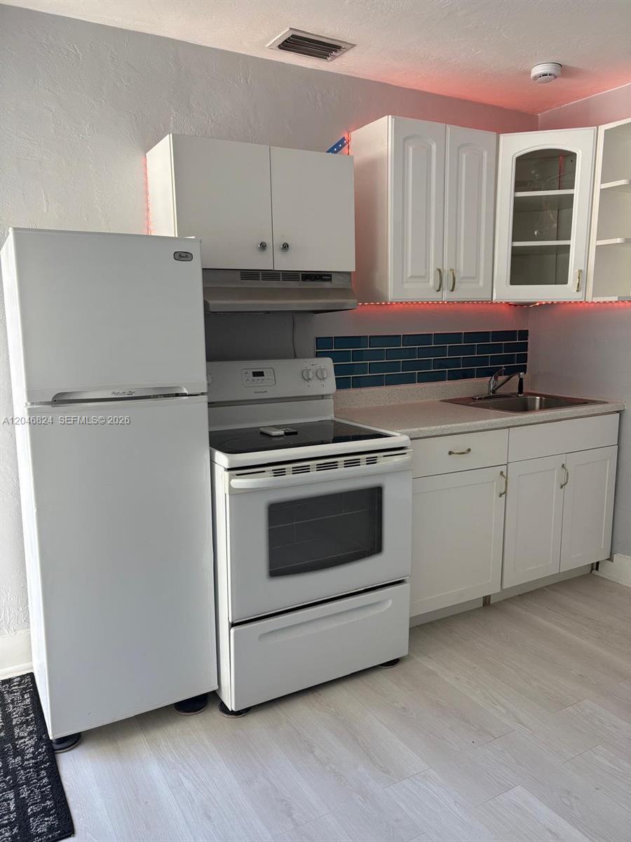 1101 NE 5th St # 1, Hallandale Beach FL 33009 photo 5