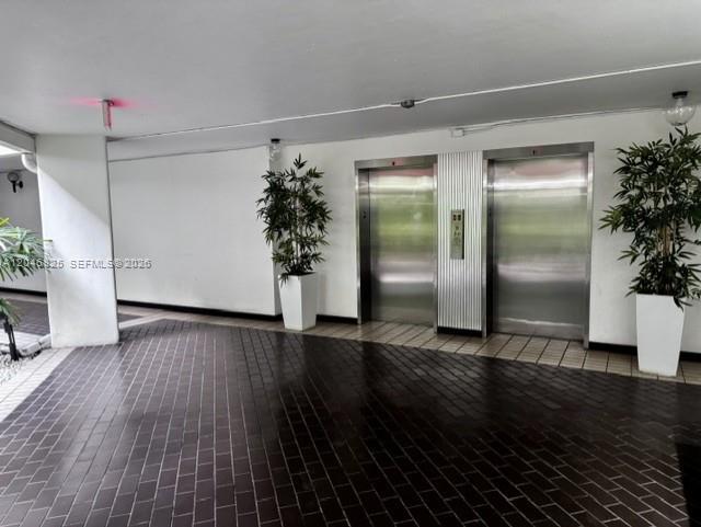 13951 Kendale Lakes Cir # 807A, Miami FL 33183 photo 2