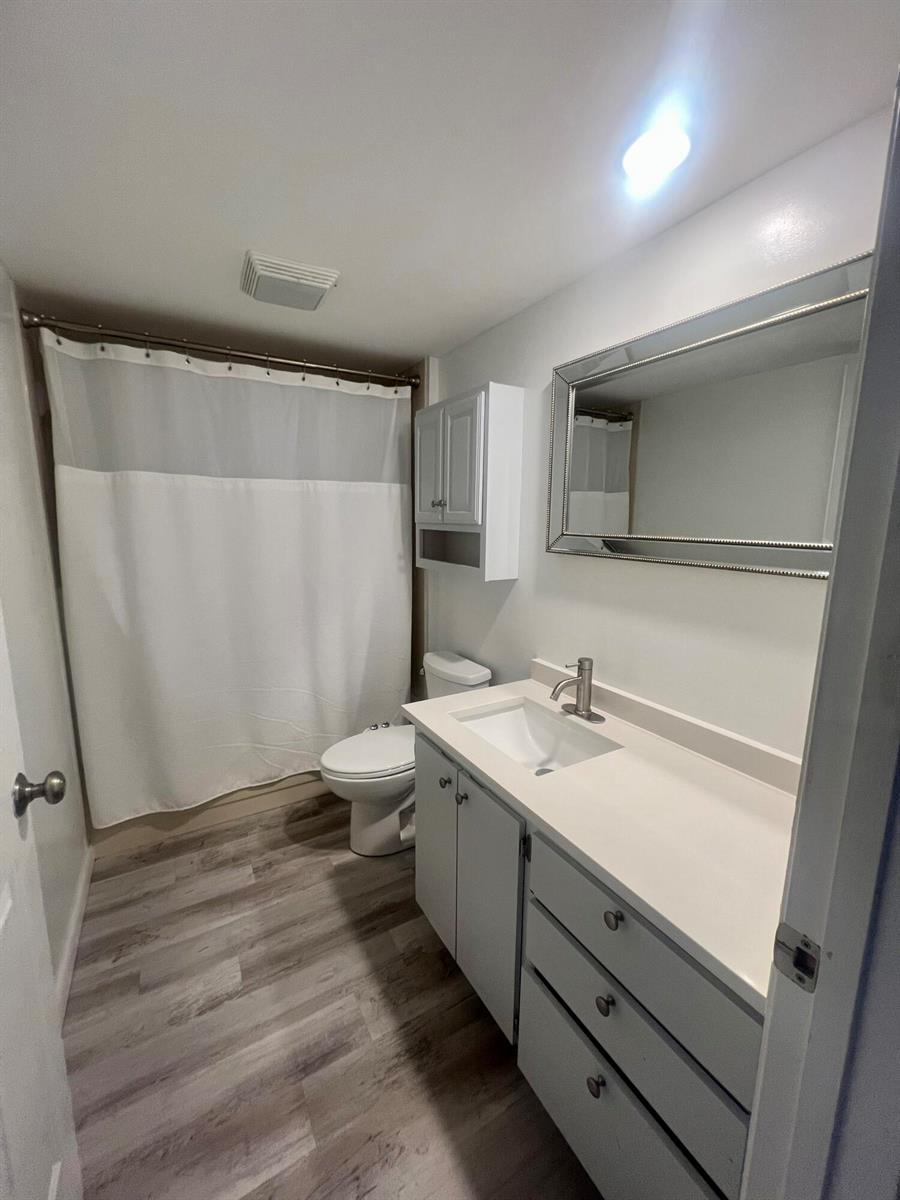 3516 Whitehall Drive # 301, West Palm Beach FL 33401 photo 5