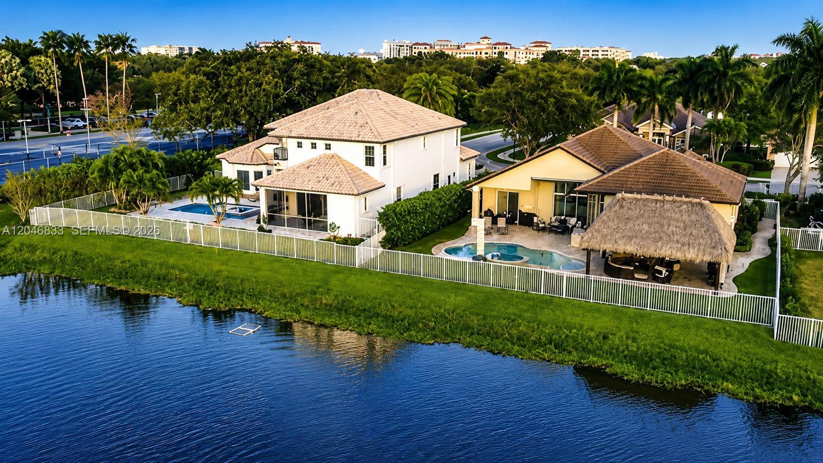 3683 W Lakes Estates Dr, Davie FL 33328 photo 4