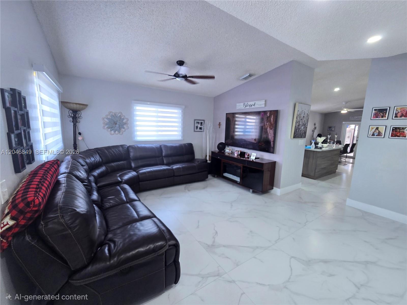 2727 W 70th St, Hialeah FL 33016 photo 4