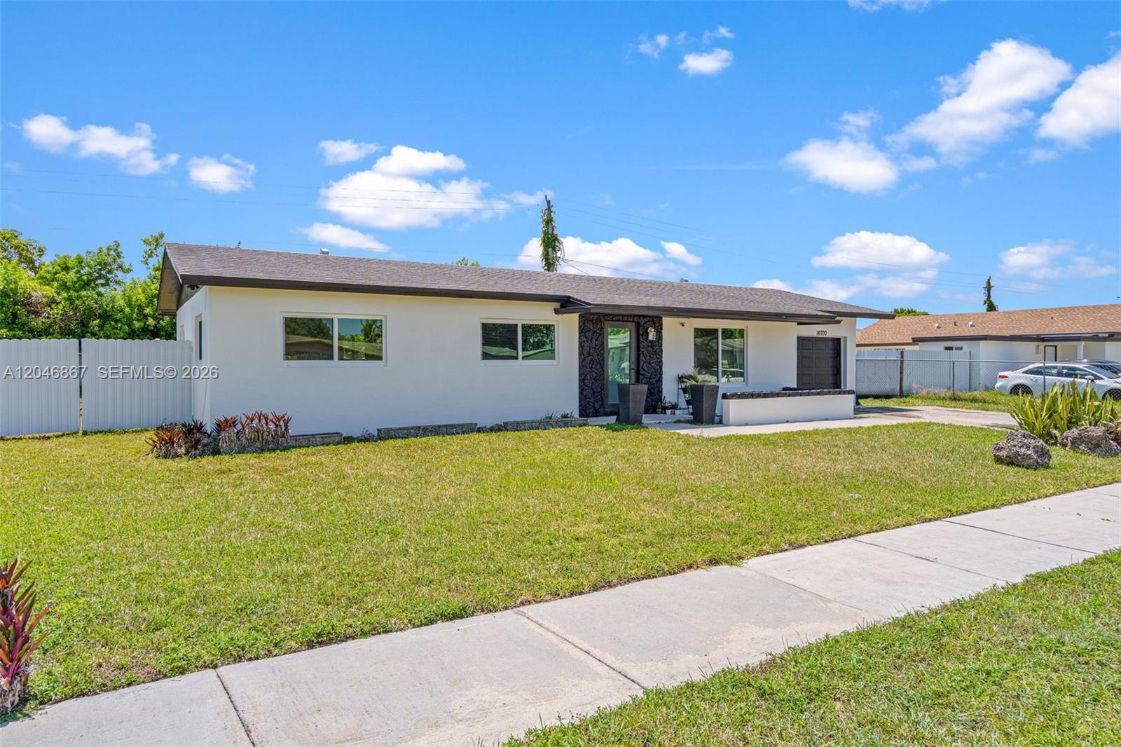 16700 SW 102nd Pl, Miami FL 33157 photo 3