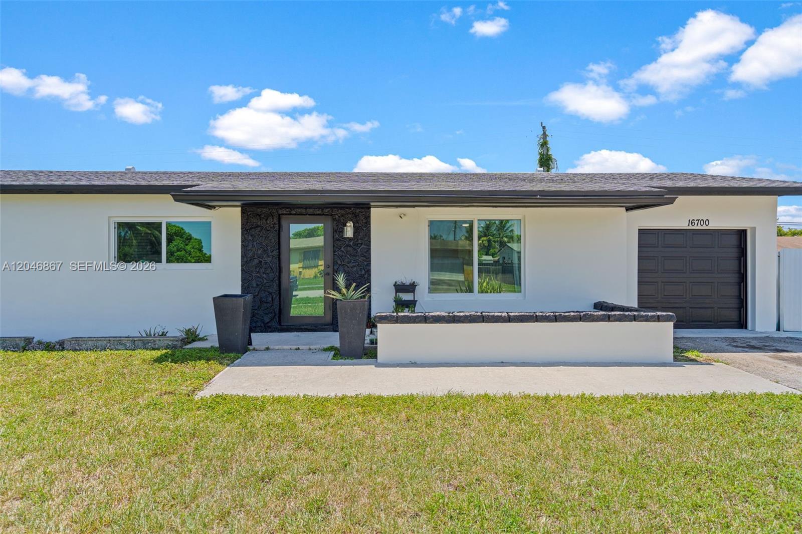16700 SW 102nd Pl, Miami FL 33157 photo 4