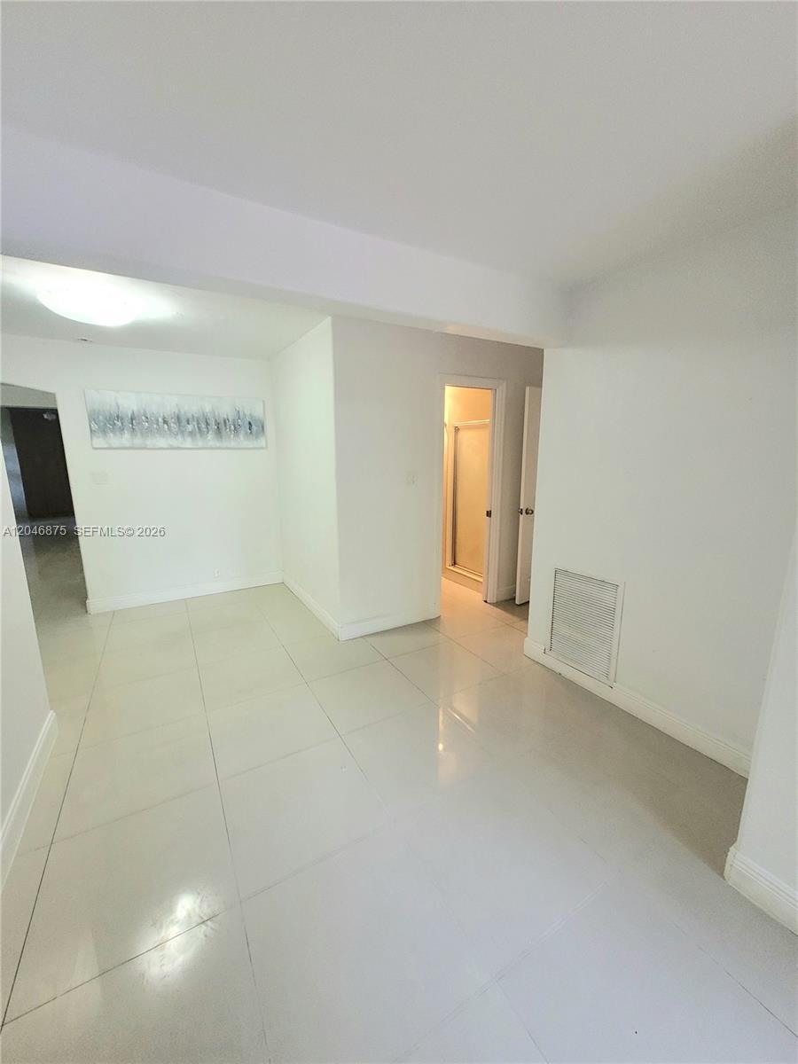 1132 Moffett St, Hallandale Beach FL 33009 photo 5