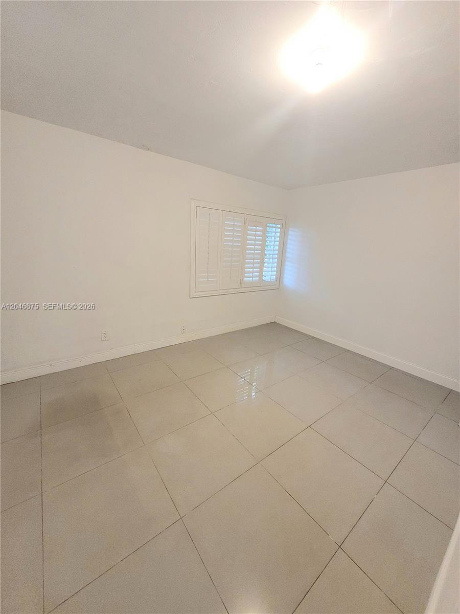 1132 Moffett St, Hallandale Beach FL 33009 photo 4