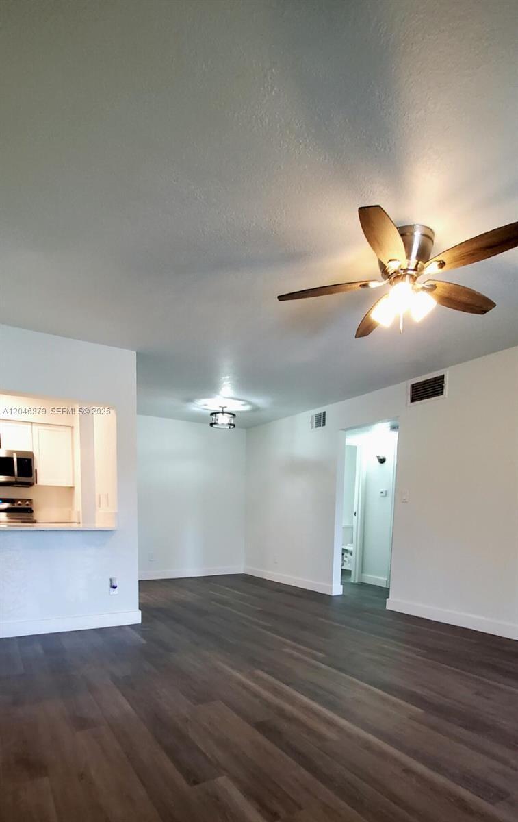 927 Riverside Dr # 324, Coral Springs FL 33071 photo 2