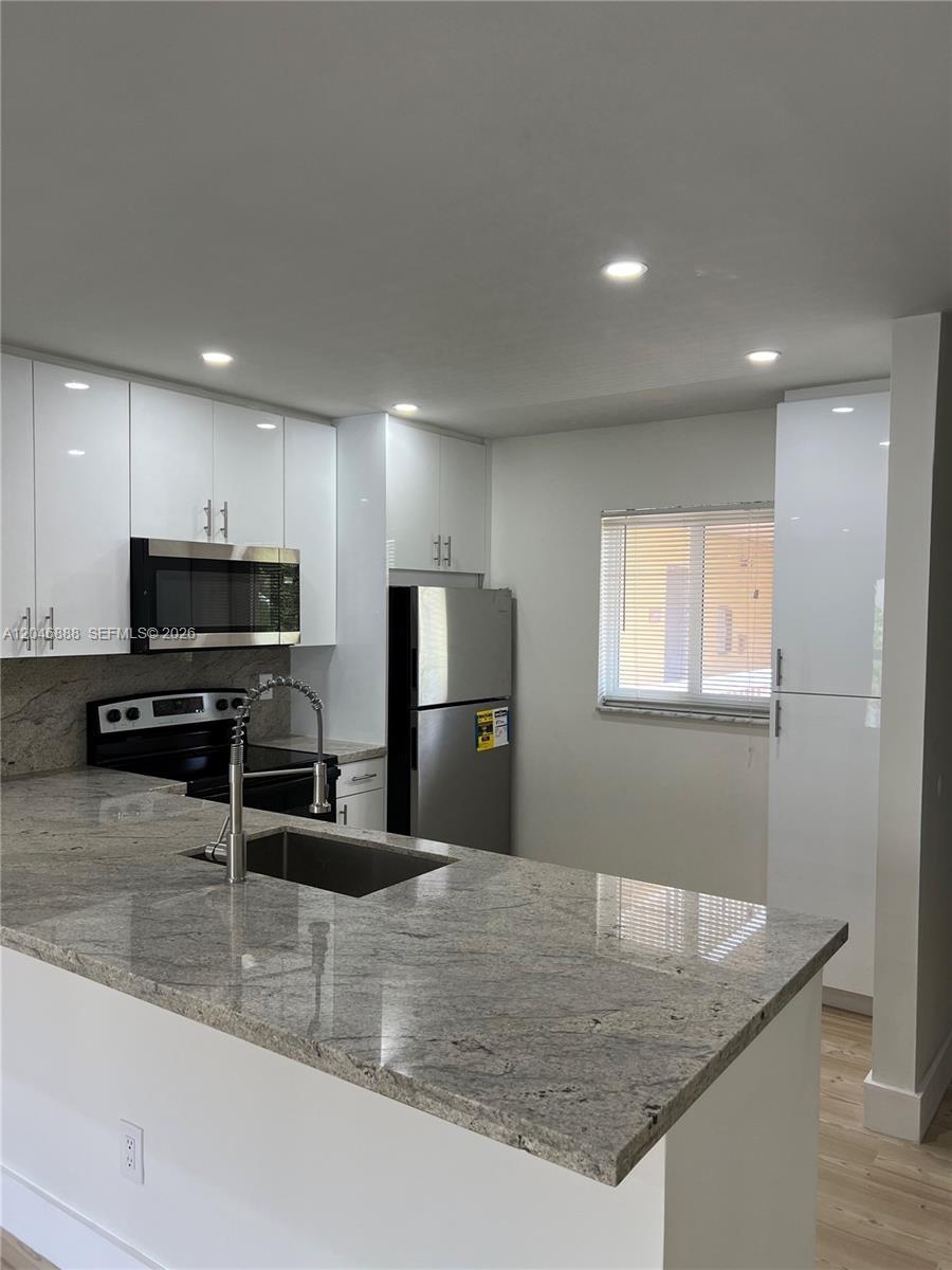 7800 Camino Real # H307, Miami FL 33143