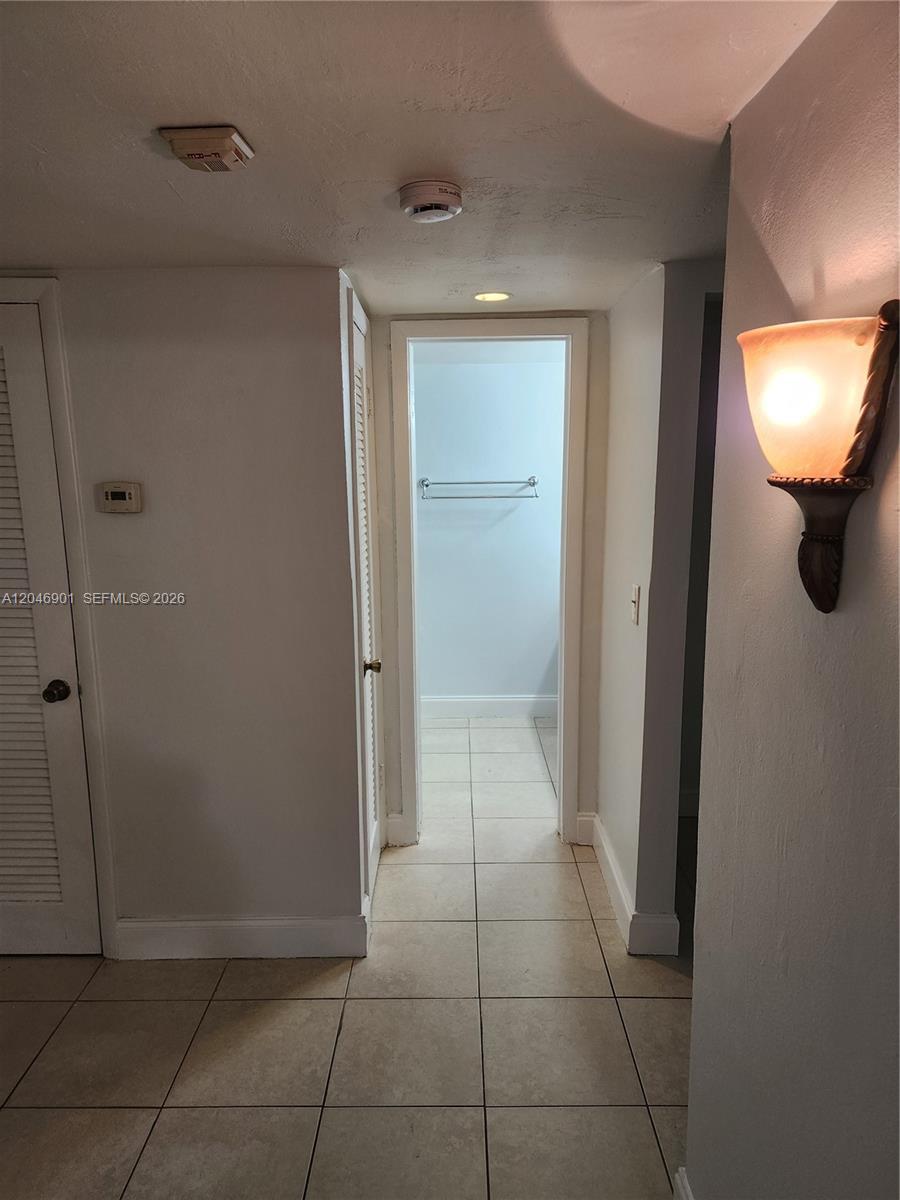 Miami, FL 33143 photo 4