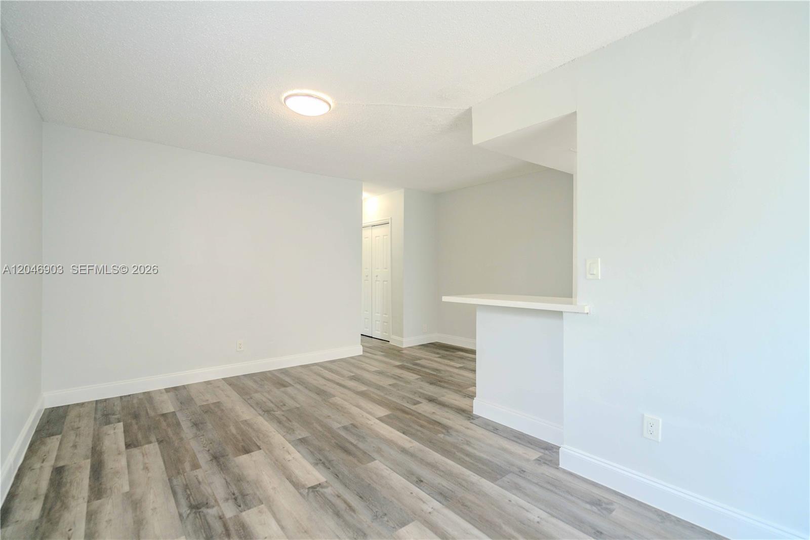6650 Miller Dr # 20, South Miami FL 33155 photo 4